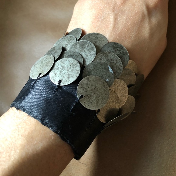 Jewelry - Silver boho disc bracelet